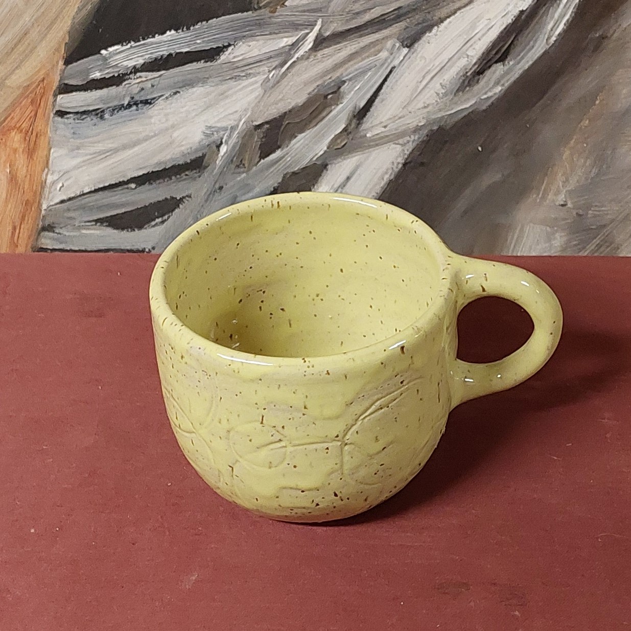 Vaaleankeltainen muki - Image 2