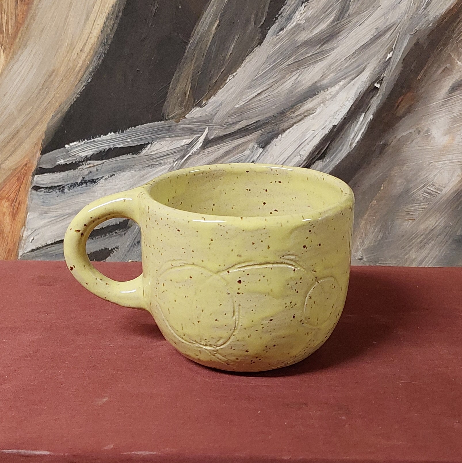 Vaaleankeltainen muki - Image 3