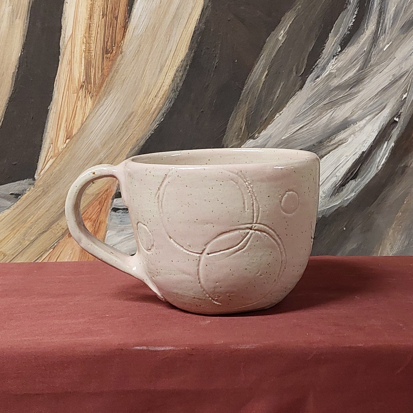 Hennon vaaleanpunainen muki - Image 2