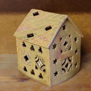 Pinkahtava tuikkutalo